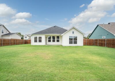 603 Kyle 0122 New Homes In Tioga Texas, Red Gable Homes (1366x768)